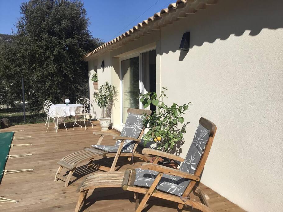 Studio De Charme Avec Piscine Фонтен-де-Воклюз Экстерьер фото